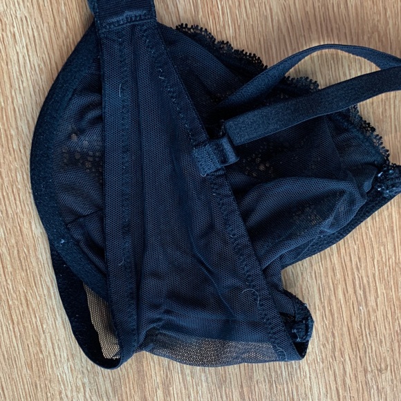 Black Lace Underwire Bra - Women's Intimates - Picture 7 of 7